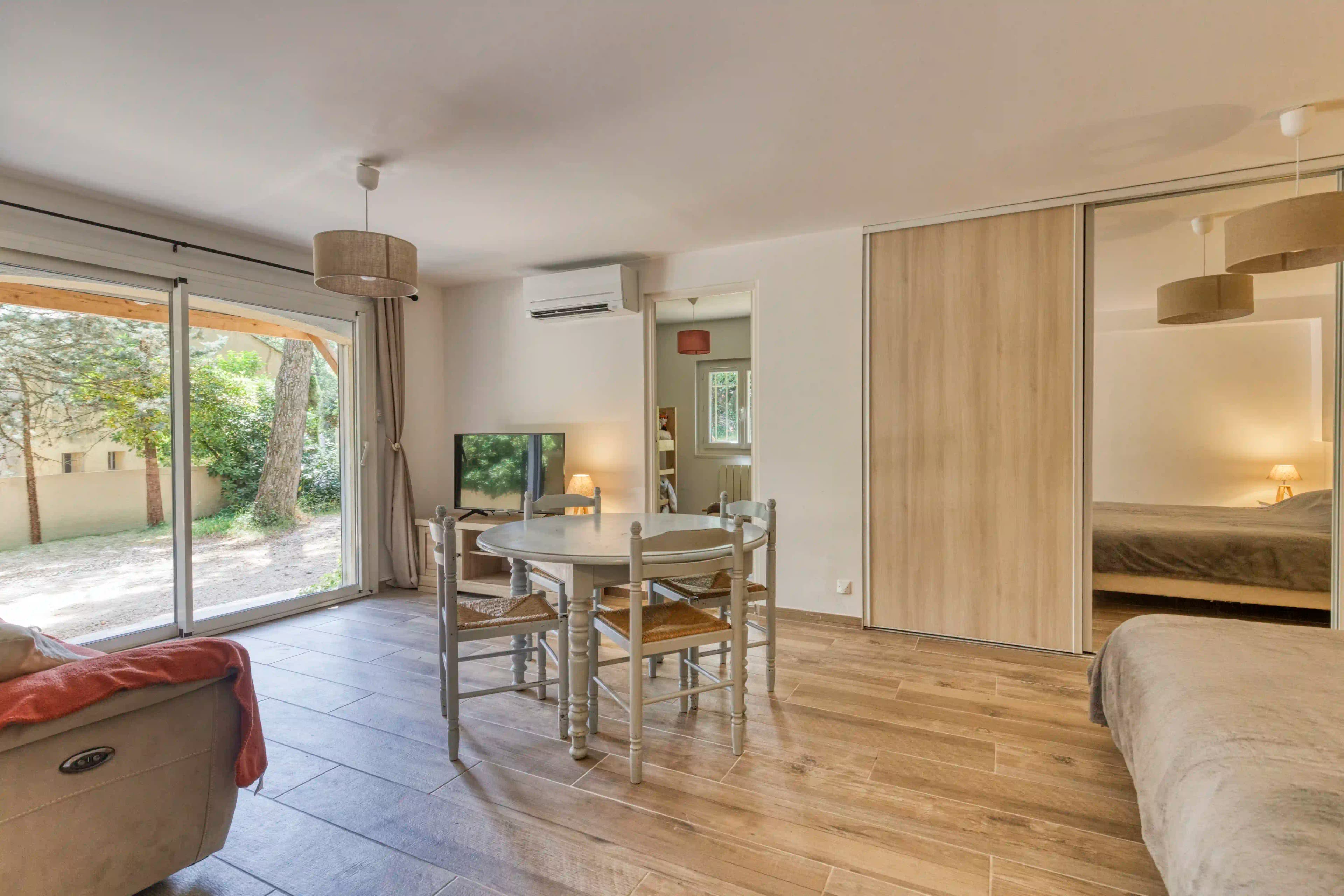Bedroom — Terracotta tiles and garden view