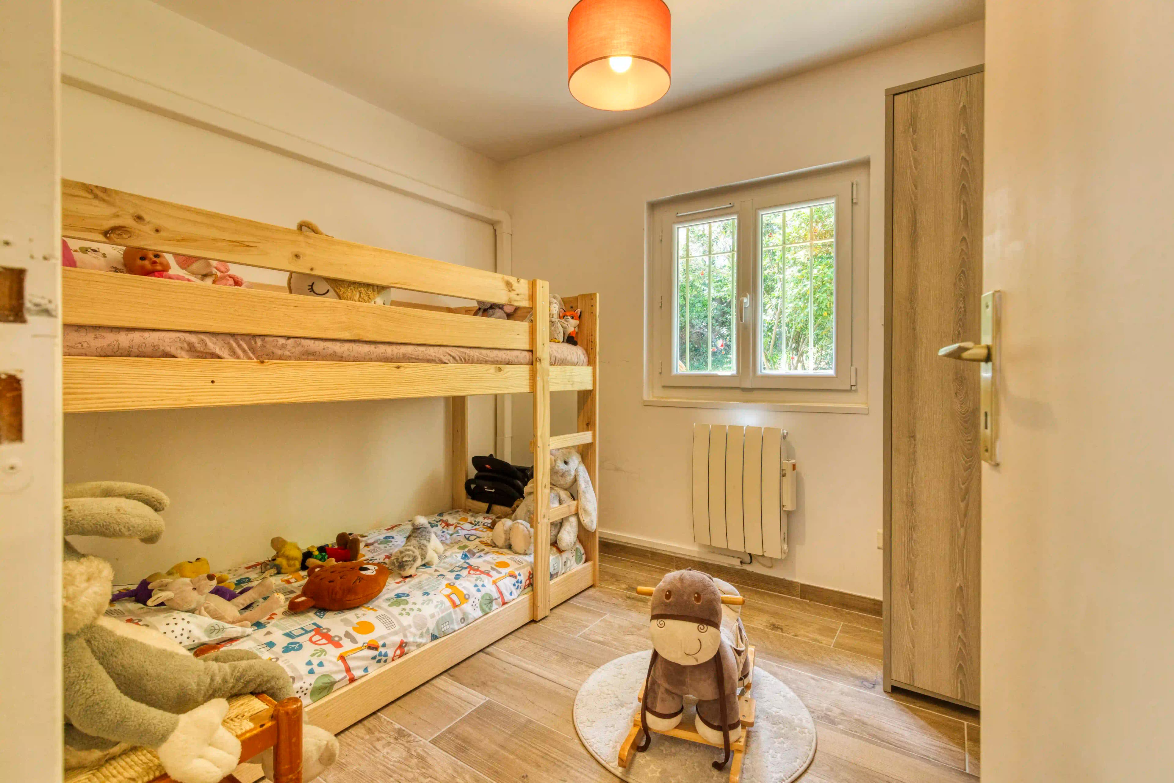 Attic bedroom — Charm under the rafters