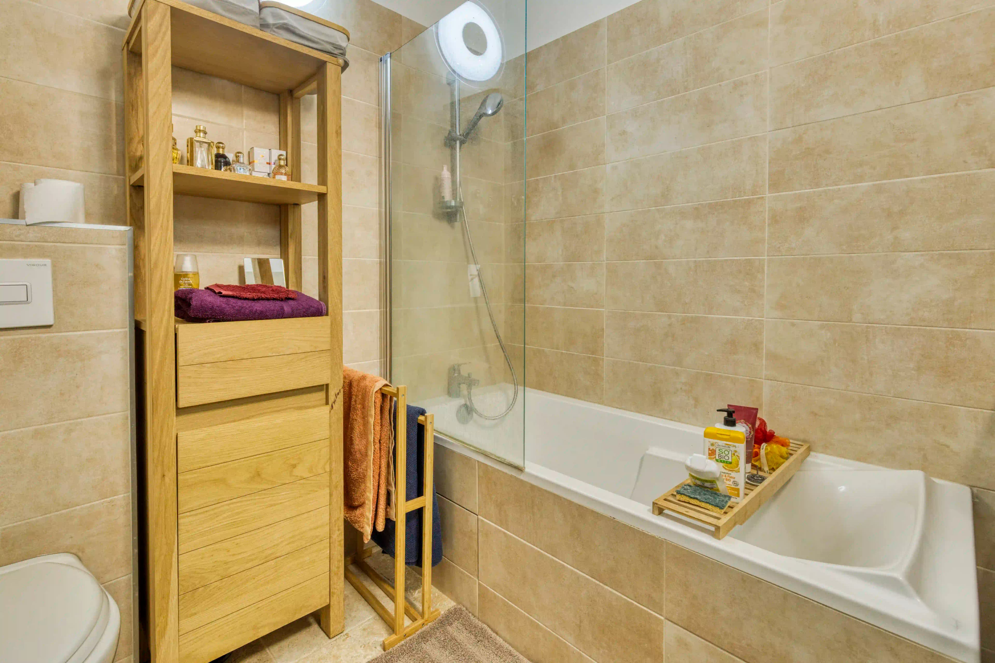 Bathroom — Provençal tiles and natural light