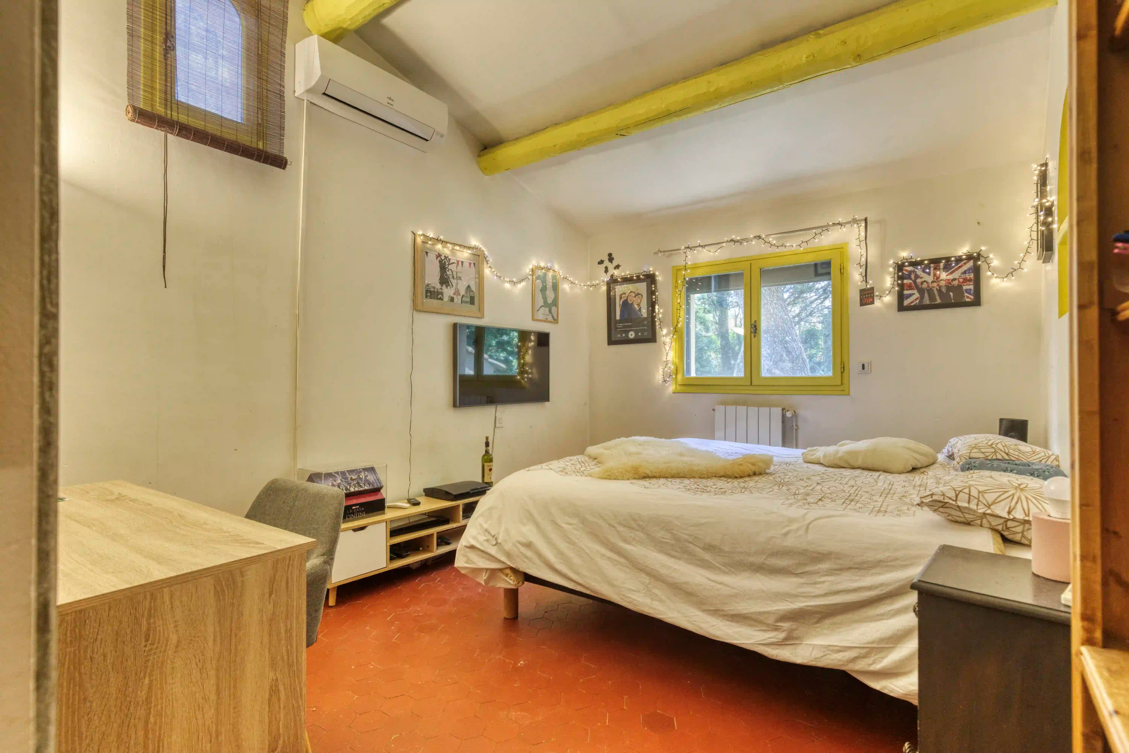Bedroom — Bright, terracotta tiles, Provençal character